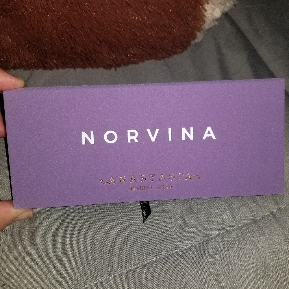 Norvina Palette